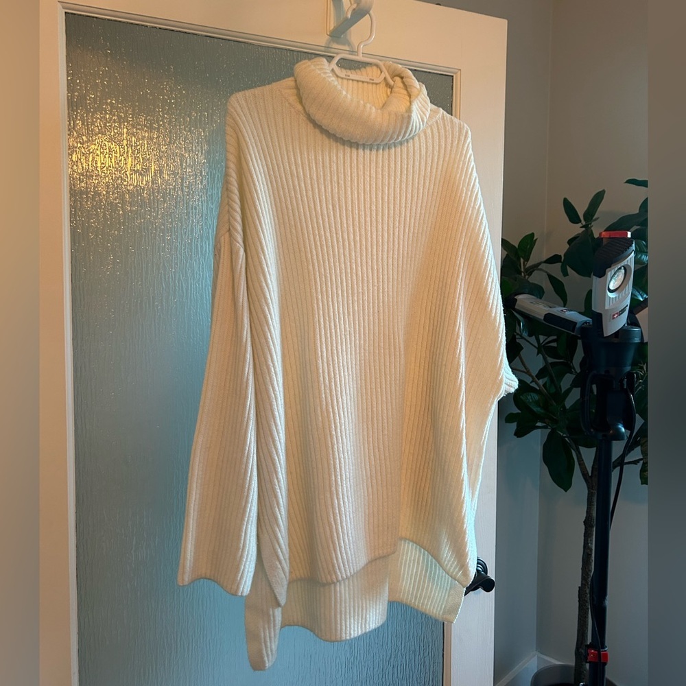 NWOT Cozy Cream Turtleneck Sweater